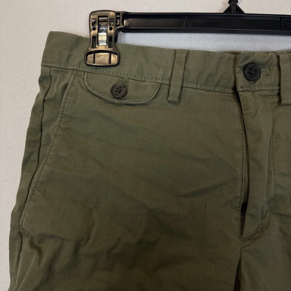Banana Republic Shorts Mens 29 Green Flat Front 9 Inseam Chino‎ Stretch Casual